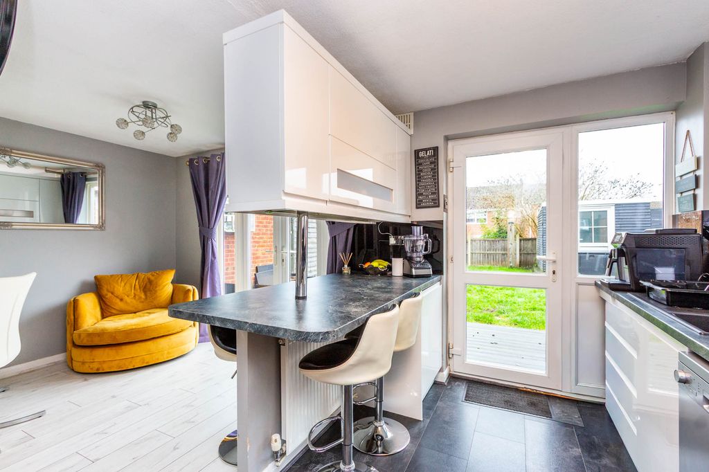 Property photo 2 of 13 Kitchen Area