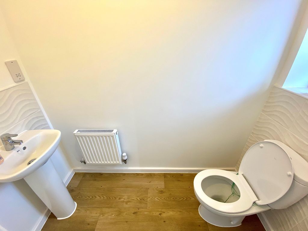 Property photo 3 of 10 View