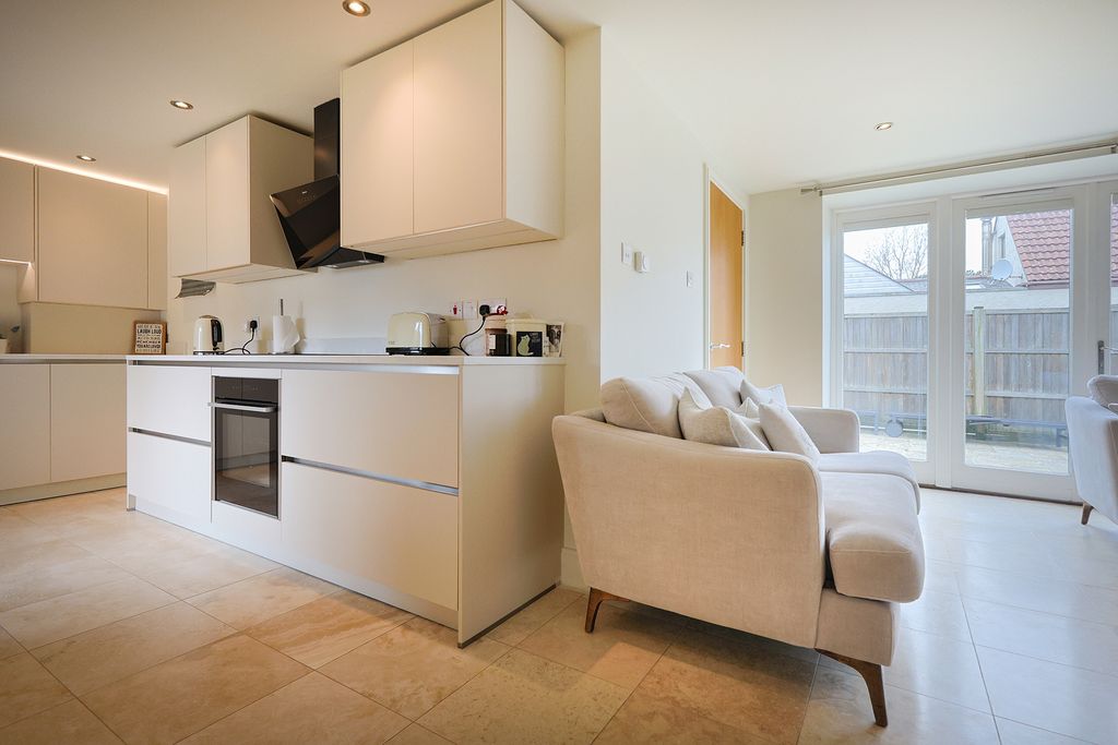 Additional image 6 of 2 bed property for saleLe Ramee, St Peter Port, Guernsey GY1