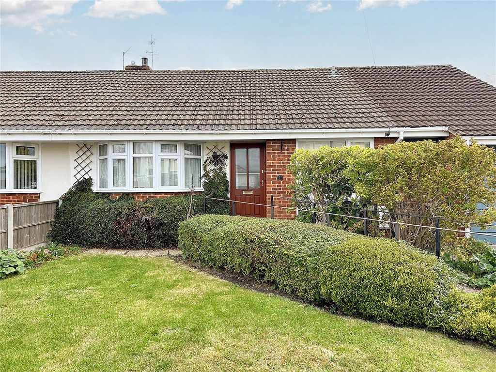 Property photo 1 of 24 Picture No. 04