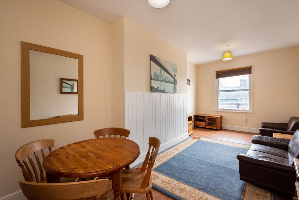 Property photo 2 of 10 Picture 2