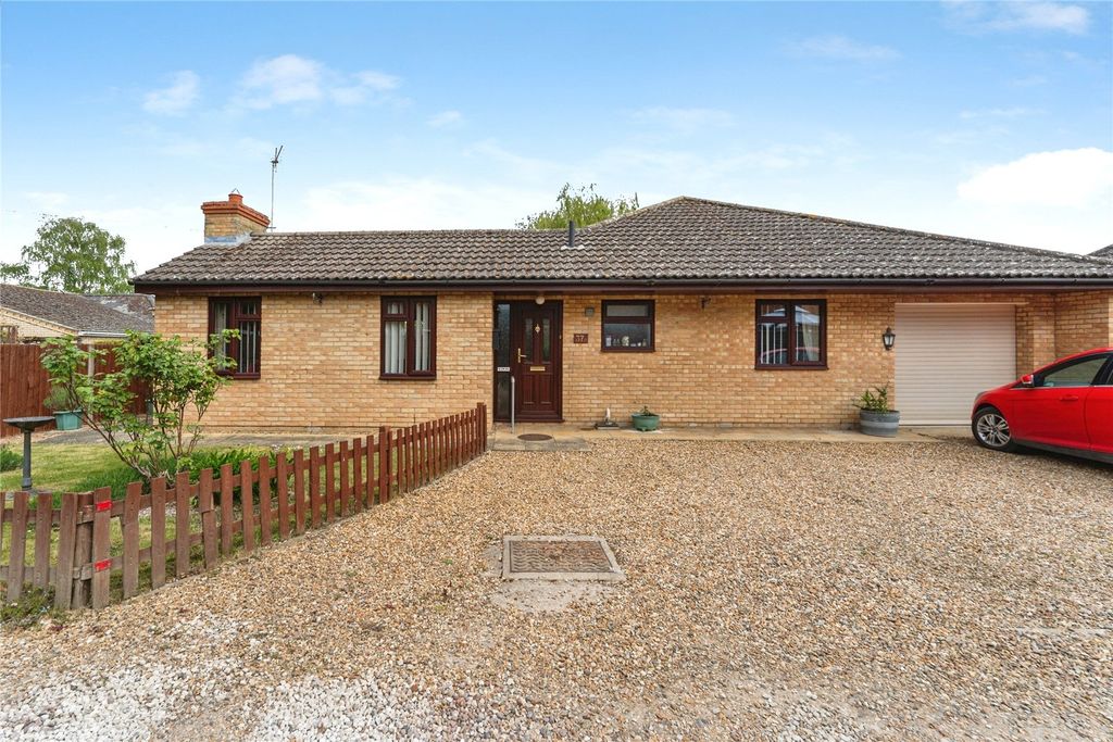 Property photo 1 of 21 Picture No. 08