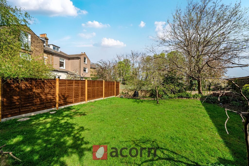 Property photo 3 of 12 16Eaf9E7-7Dcd-44d...