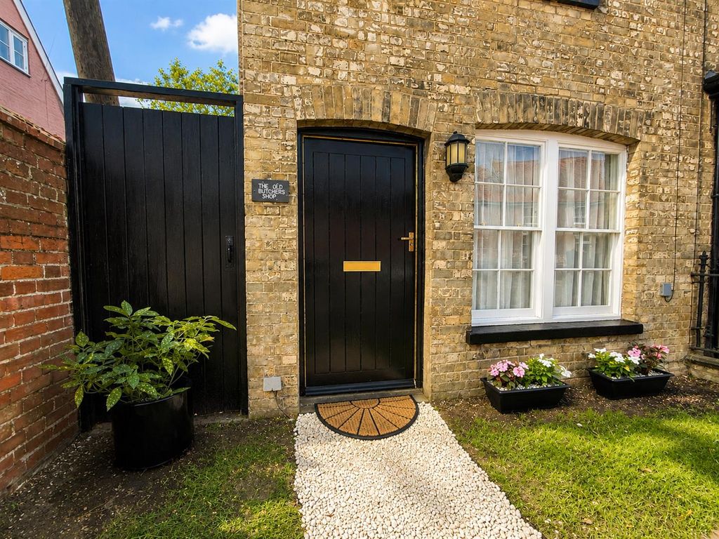 Property photo 3 of 13