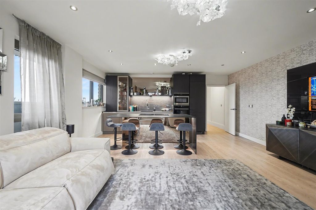 Property photo 1 of 14 1.Jpg