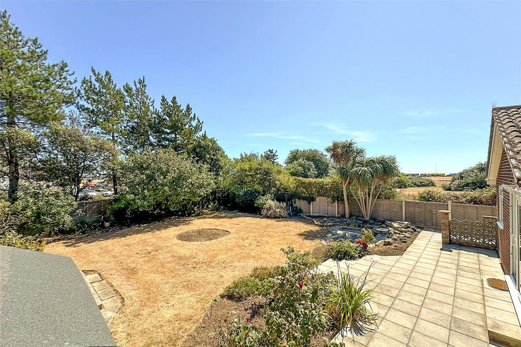 Property photo 2 of 19 Picture No. 08