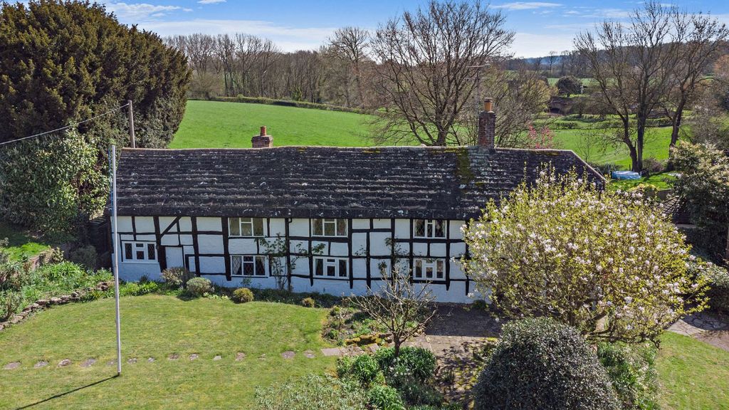 Property photo 1 of 24 Picture No. 01