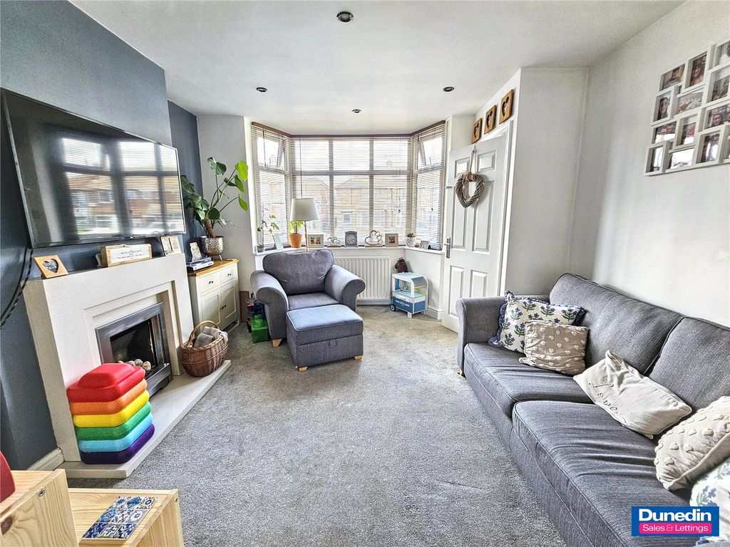 Property photo 2 of 15 Picture No. 06