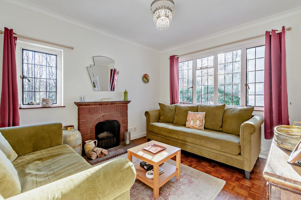 Property photo 3 of 19 Reception Room