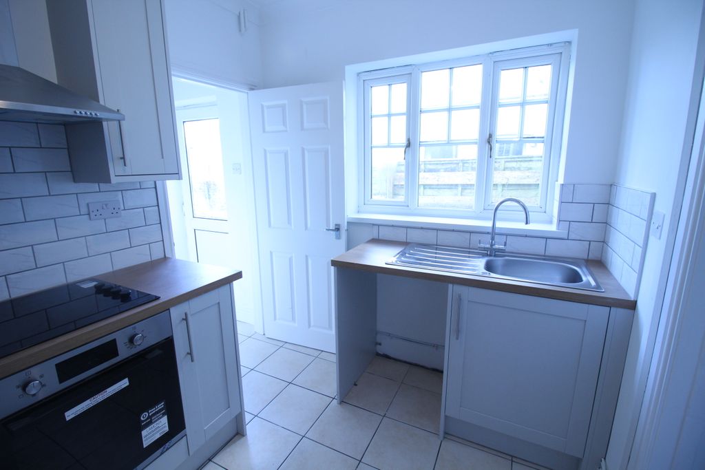 Property photo 3 of 12 Img_0261