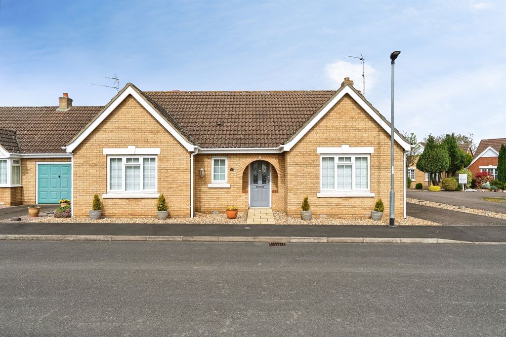 Property photo 1 of 19