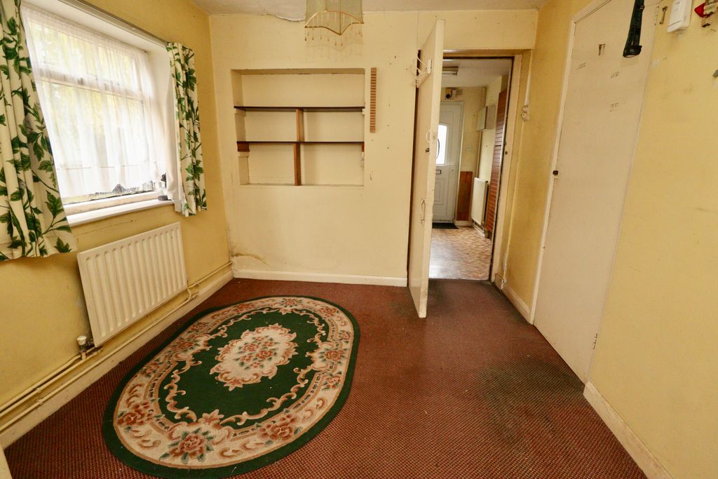 Property photo 3 of 13 Img_5088