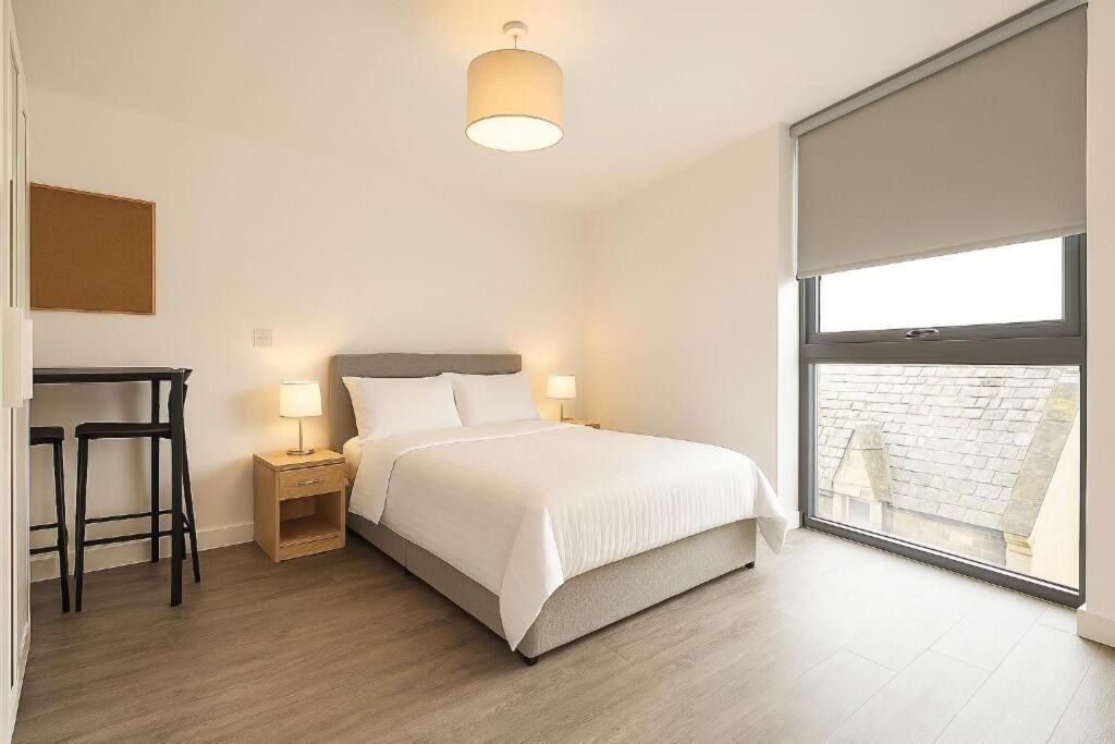 Property photo 1 of 12 Bedroom