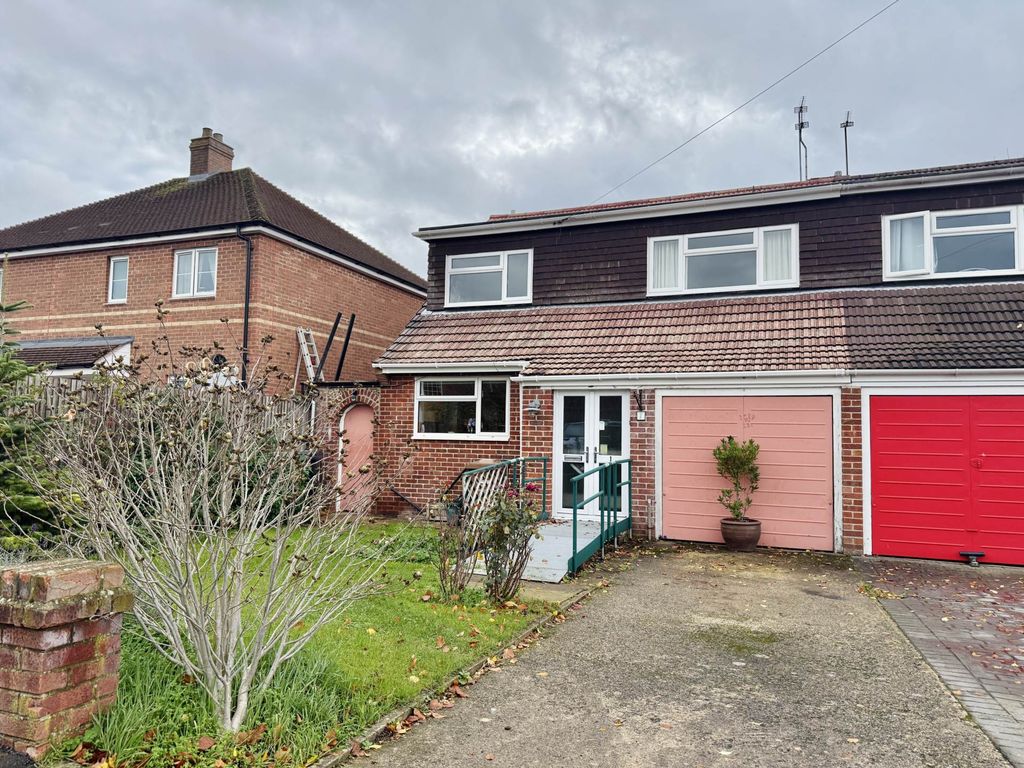 Property photo 1 of 10