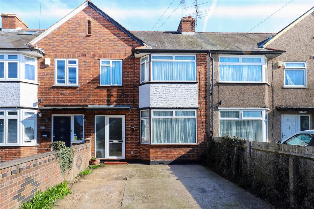 Property photo 1 of 11 Front