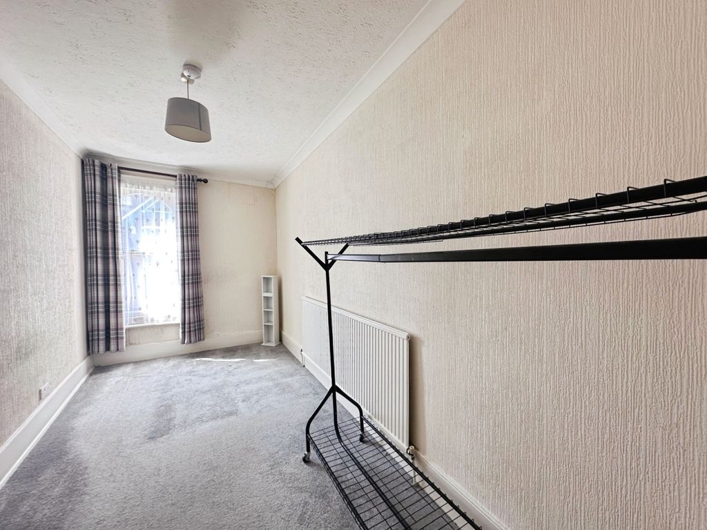 Property photo 3 of 6 King Street Bed 1...