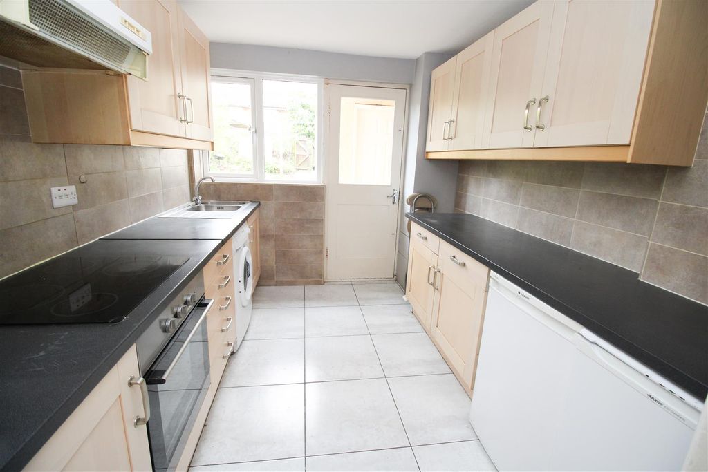 Property photo 2 of 11 Img_4003.Jpg