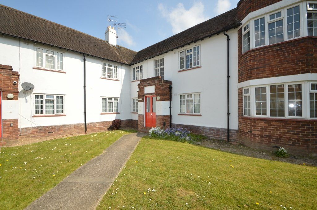 Property photo 1 of 6 Front