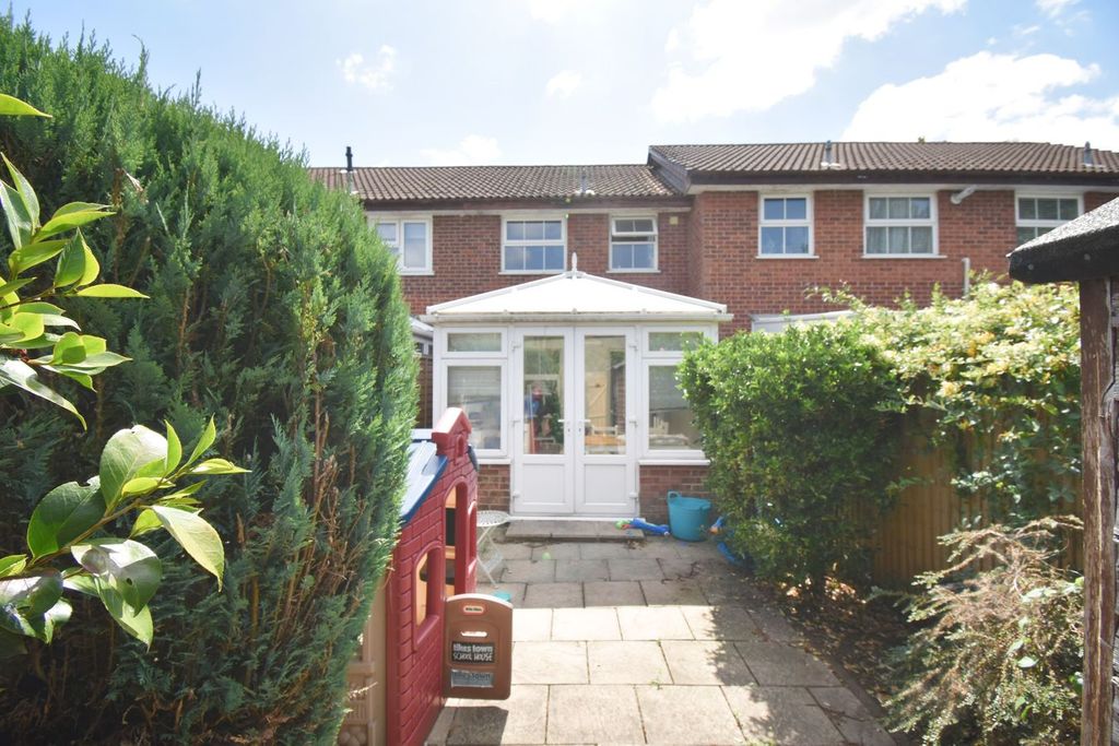 Property photo 2 of 10