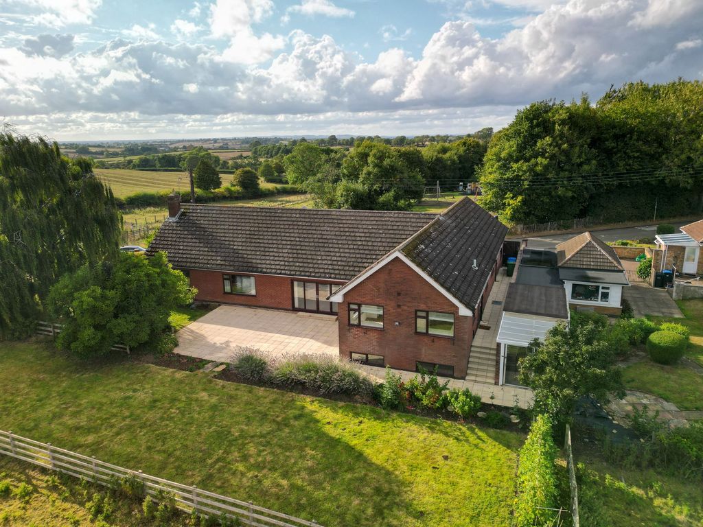 Property photo 2 of 35