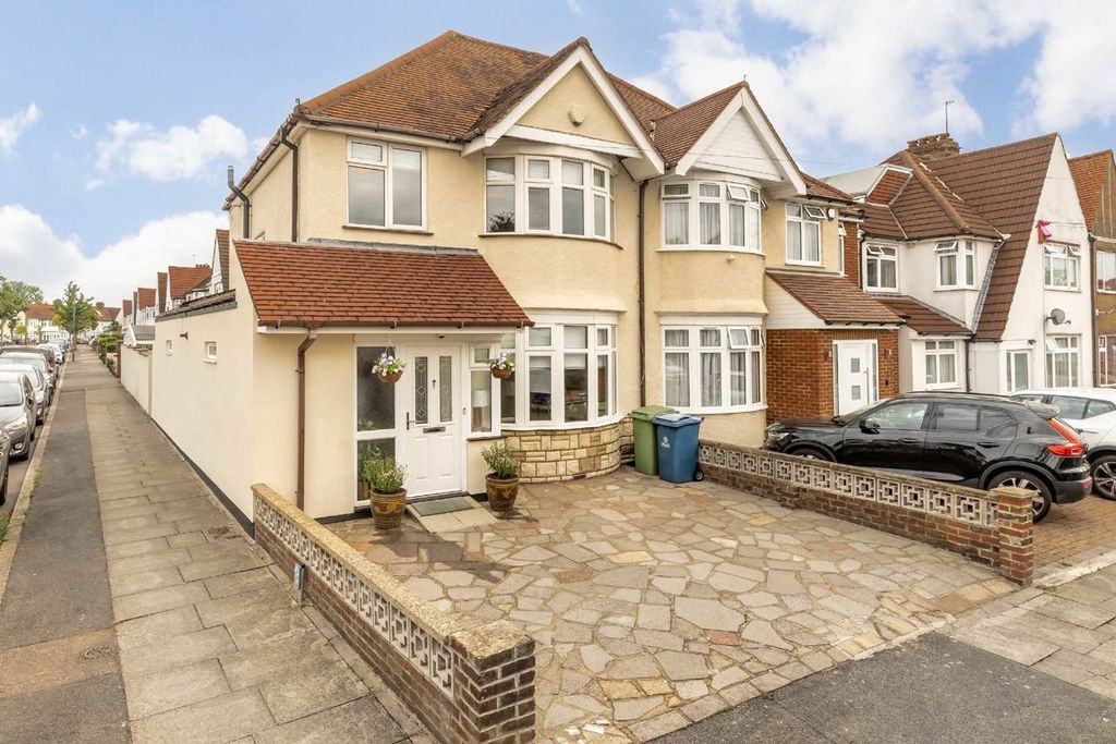 Property photo 1 of 7