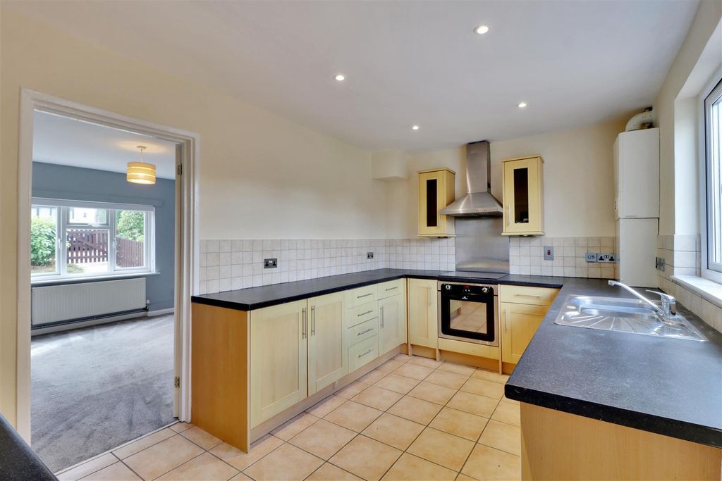 Property photo 2 of 24 Kitchen