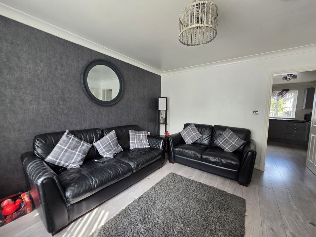 Property photo 2 of 9 20250721_103712