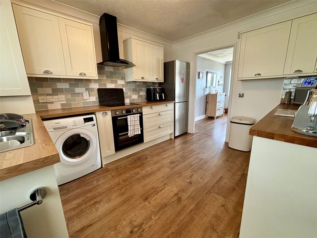 Additional image 21 of 3 bed bungalow for saleSkomer Drive, Milford Haven, Pembrokeshire SA73