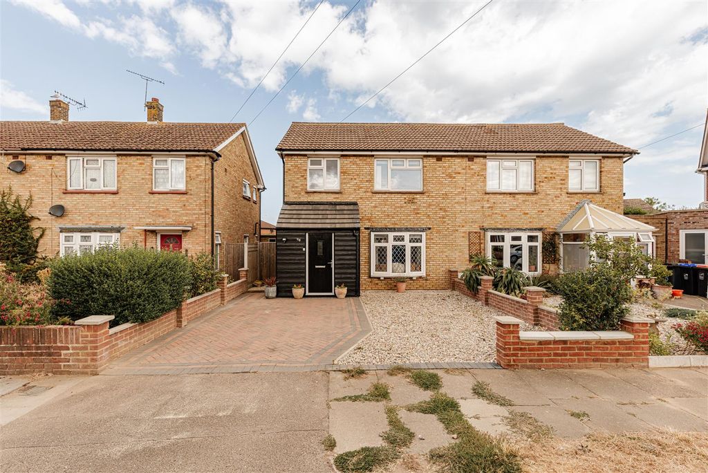 Property photo 1 of 33 L J Imaging-24.Jpg