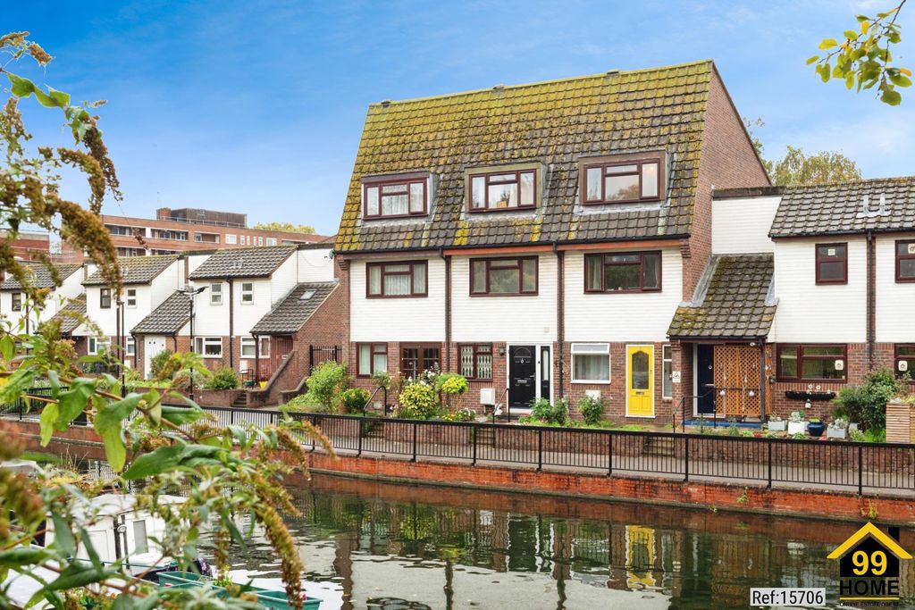 Property photo 1 of 20 Photo 0