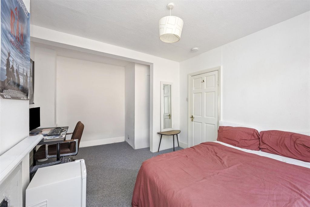 Property photo 3 of 15 Lincoln Street 67-006(1) - Copy.Jpg