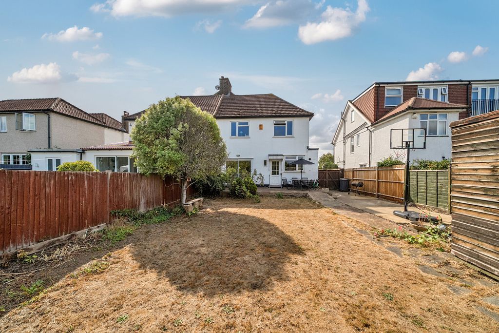 Property photo 3 of 19 1509690-4-6A8c174...