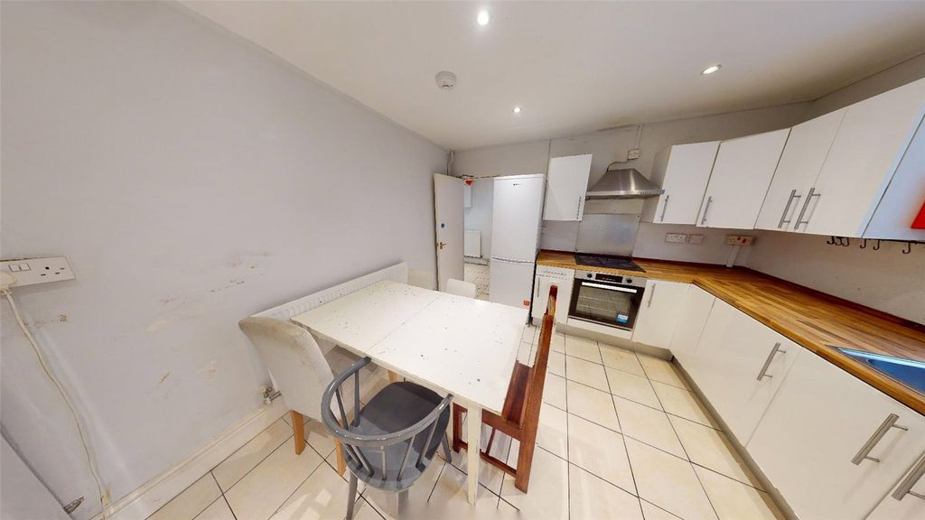 Property photo 1 of 11 Picture No. 07