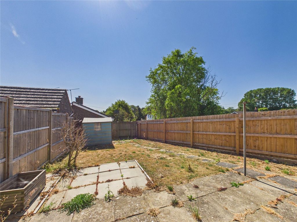 Property photo 2 of 12 Picture No. 24