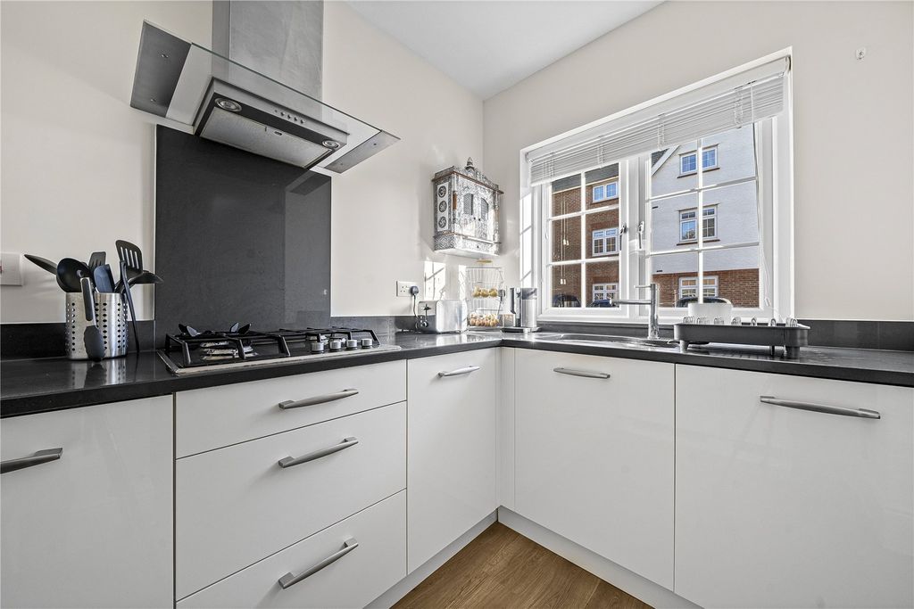 Property photo 3 of 18 Picture No. 09