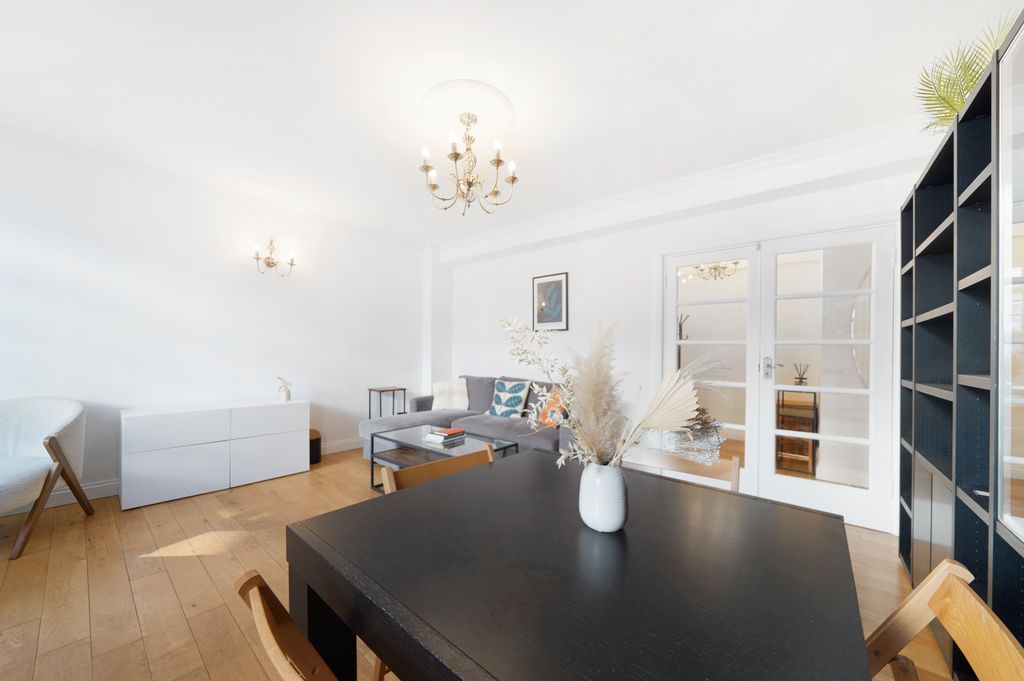 Property photo 2 of 9 49 Hatherley Court, Hatherley Grove - Tdb7Lmrftrlo5Pp57Tag.Jpg