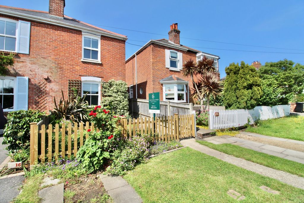 Property photo 1 of 17