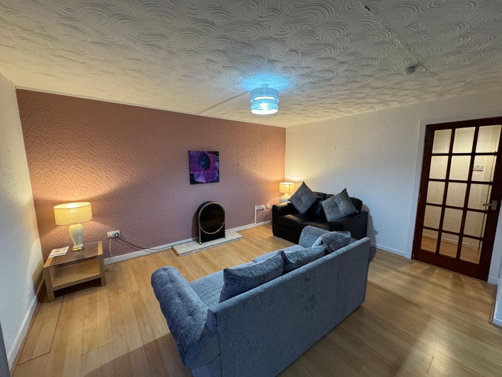 Property photo 2 of 26