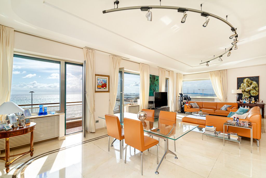 Property photo 1 of 40