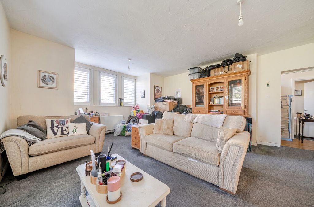 Property photo 2 of 10 1516915-14-1A081E...