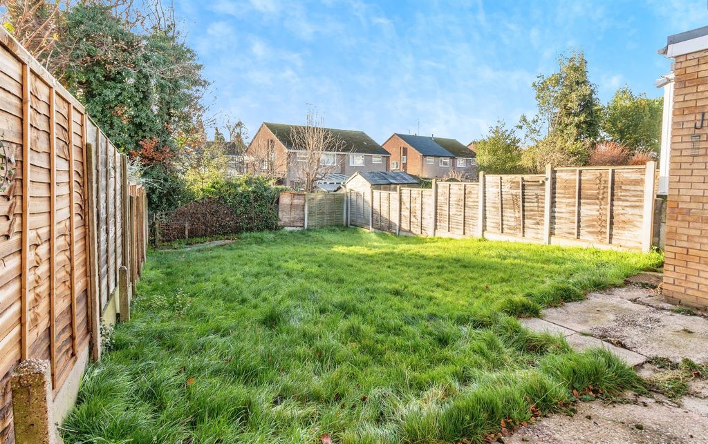 Property photo 2 of 12