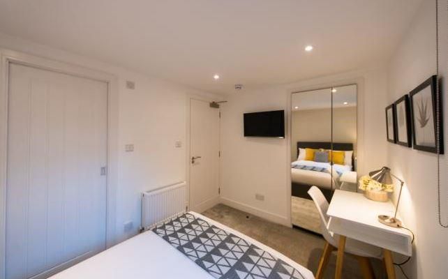 Property photo 3 of 17 Bed 3_3.Jpg