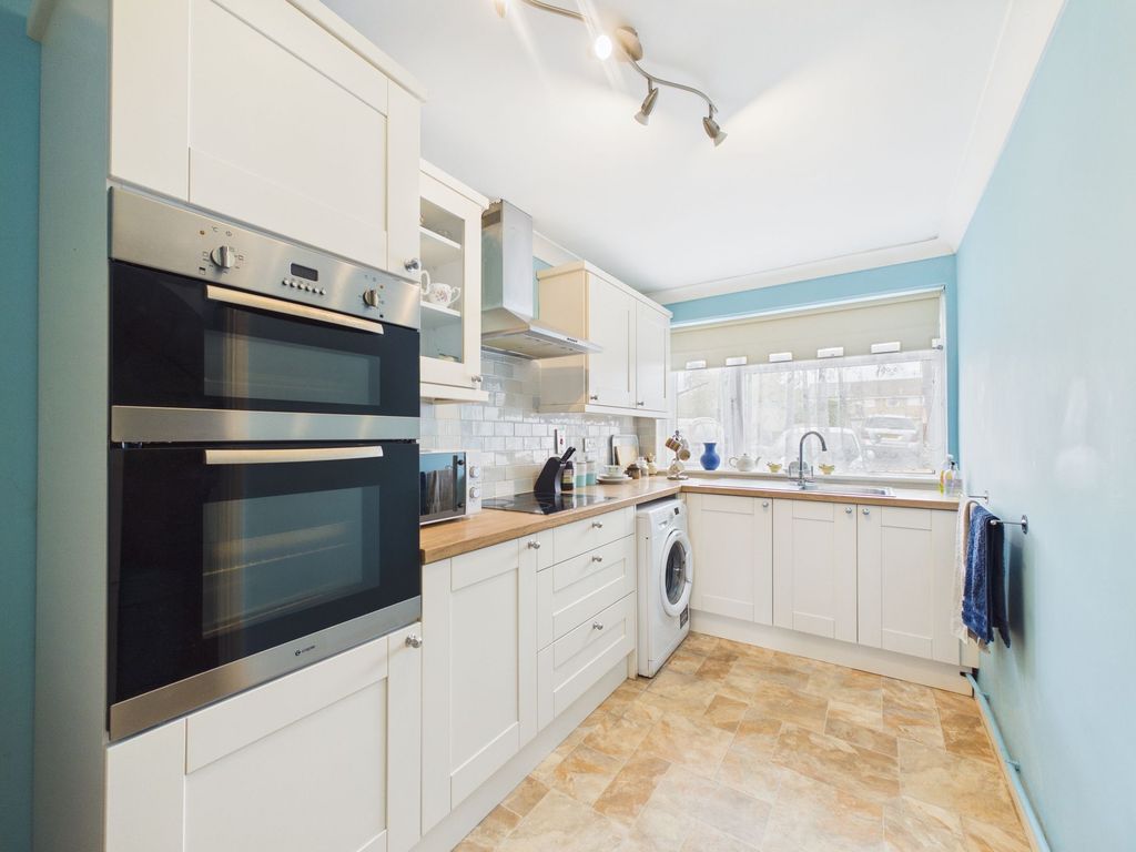 Property photo 3 of 9