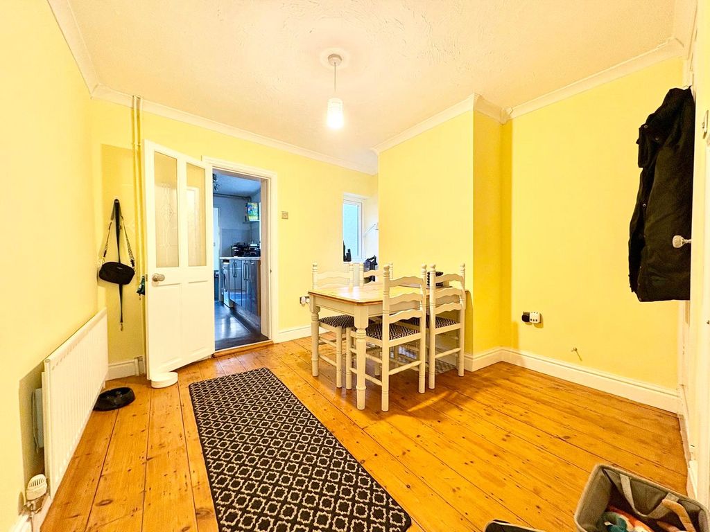 Property photo 3 of 8 Picture No. 03
