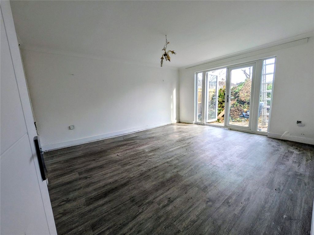 Property photo 2 of 6 Picture No. 06