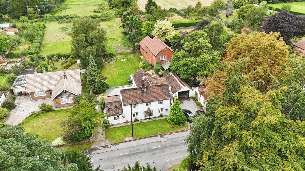 Property photo 1 of 35 4195763