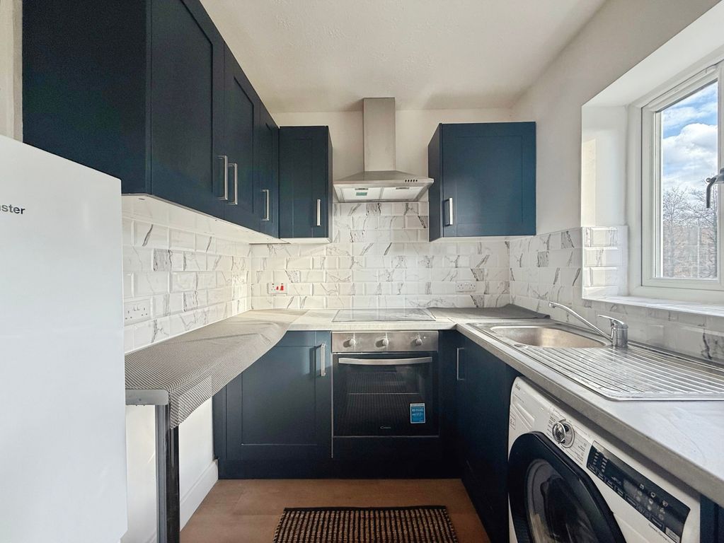 Property photo 3 of 5 Pbox-Img.Jpeg