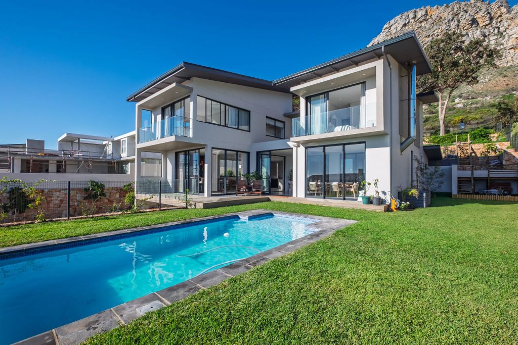 Property photo 1 of 53 Kw1742675