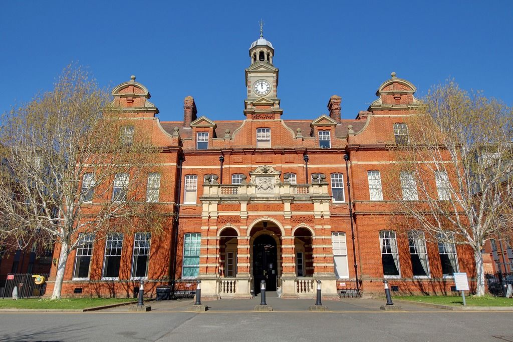 Property photo 1 of 12