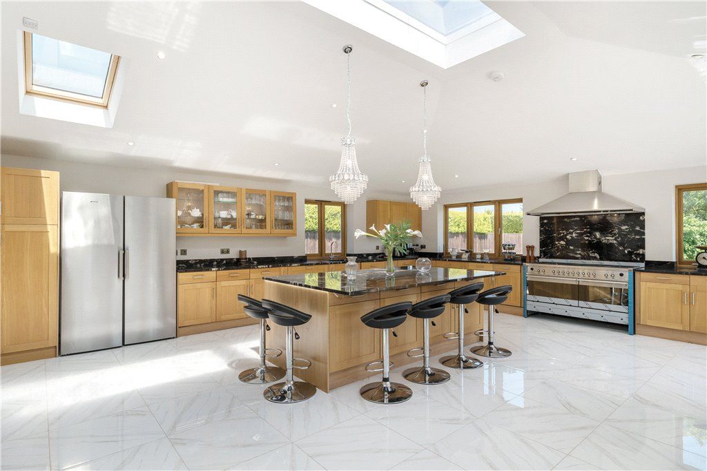 Property photo 2 of 39 Picture No. 41
